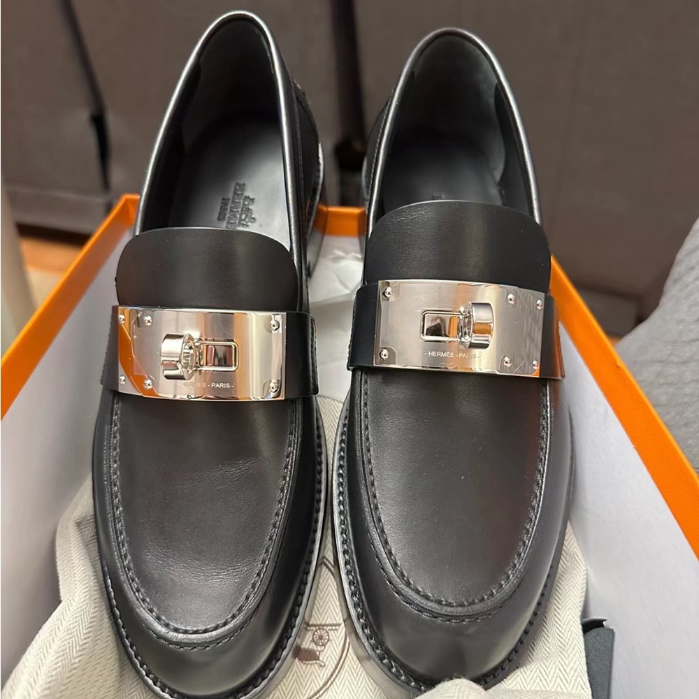 Hermes Hot Loafer Black - Picture 2 of 9